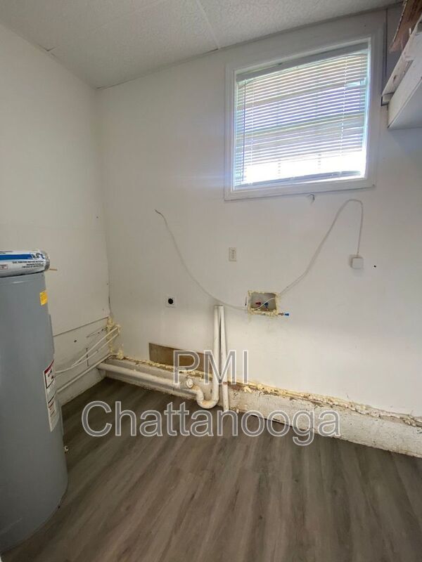 Building Photo - 168 Reynolds Dr
