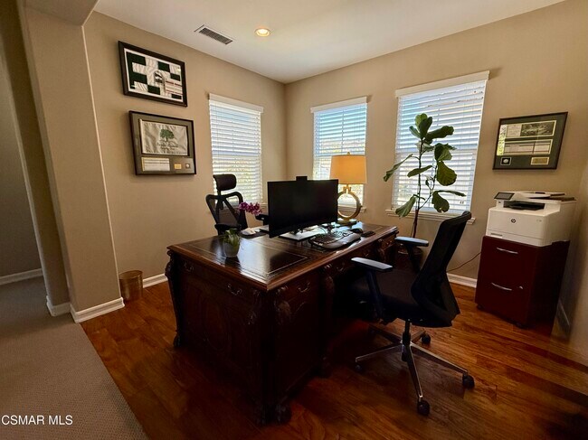 Building Photo - 60 Via el Toro