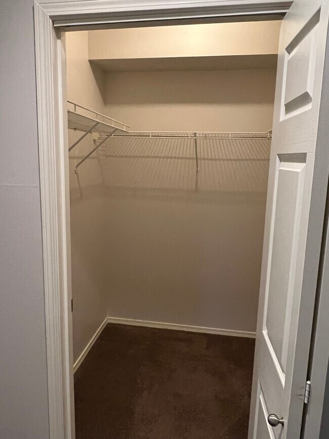 Building Photo - 16125 Juanita Woodinville Way NE