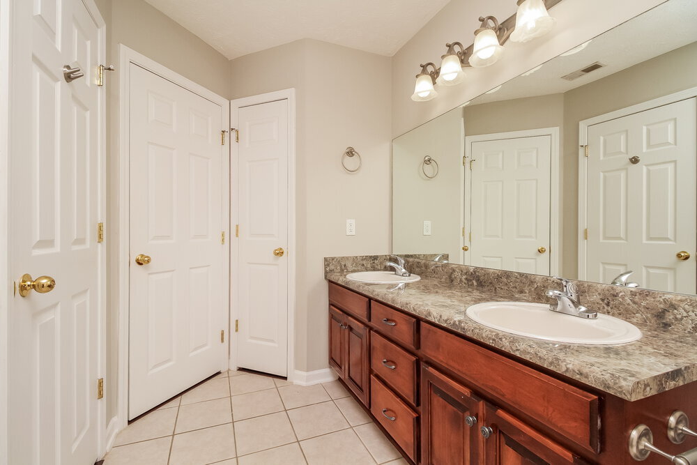 Building Photo - 3033 Mesquite Dr