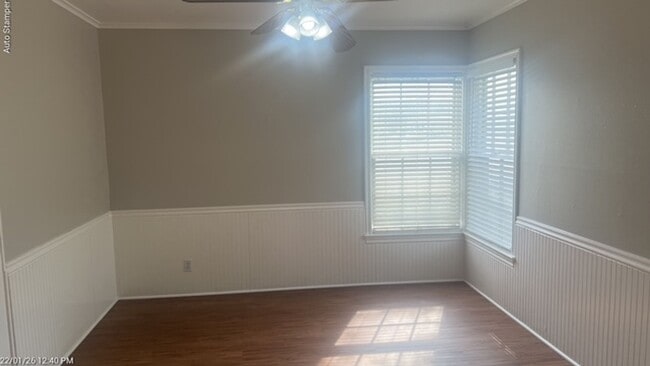 Building Photo - 3200 S Hills Ave