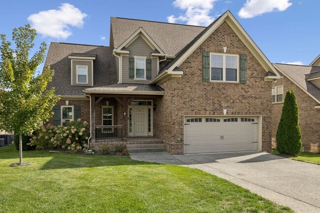 Building Photo - Welcome home to this beautifully maintaine...