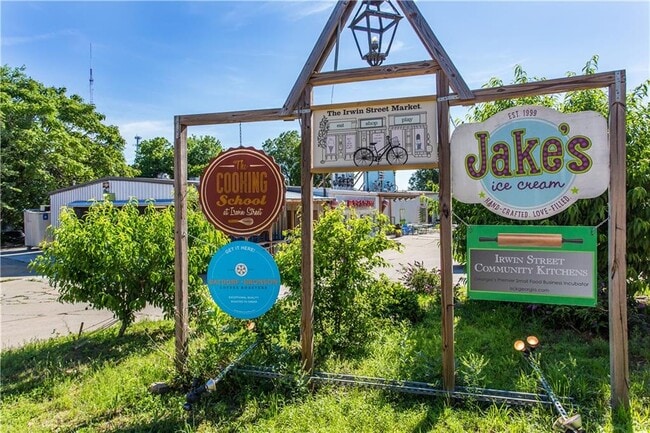 Building Photo - 659 Auburn Ave NE