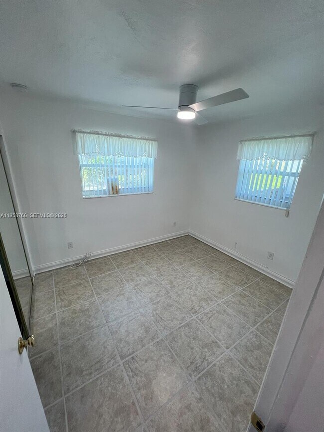 Building Photo - 25423 SW 107th Ct