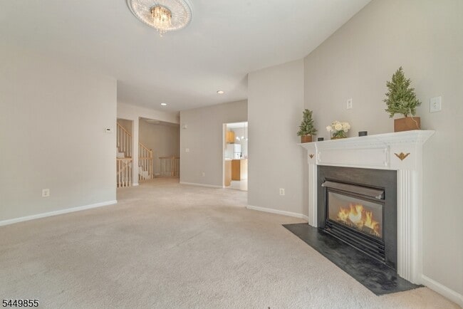 Building Photo - 408 Kensington Ln