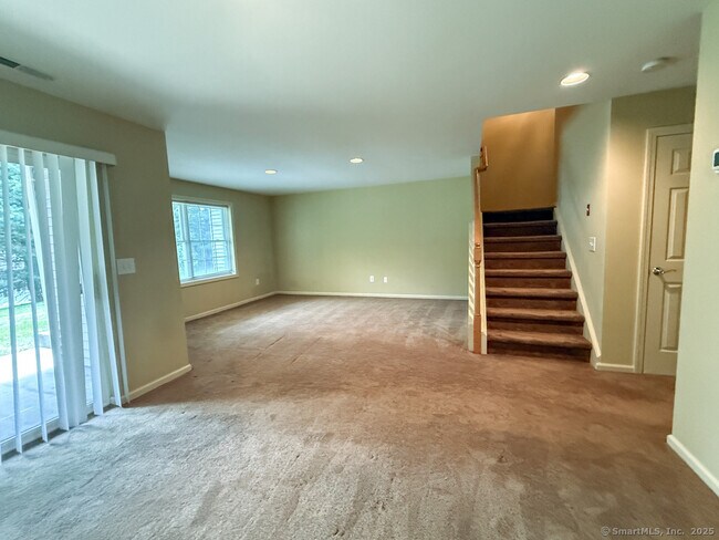 Building Photo - 1901 Pinnacle Way