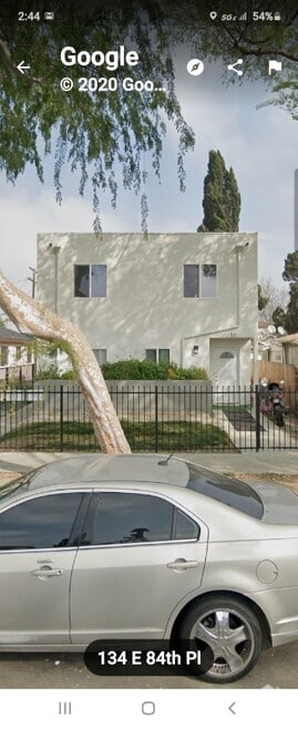 Building Photo - 135 E 84th Pl