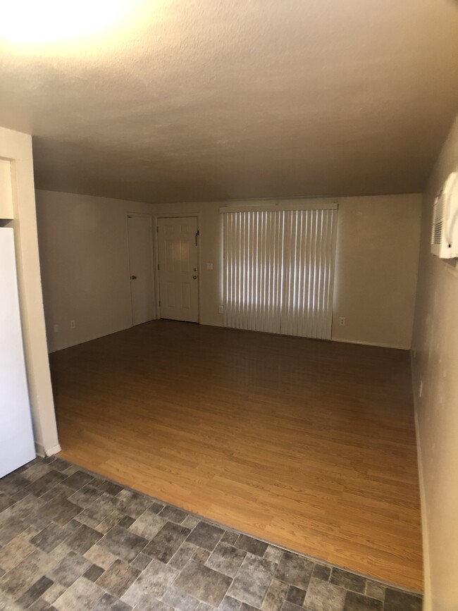 Spacious - 2403 s kimball ave