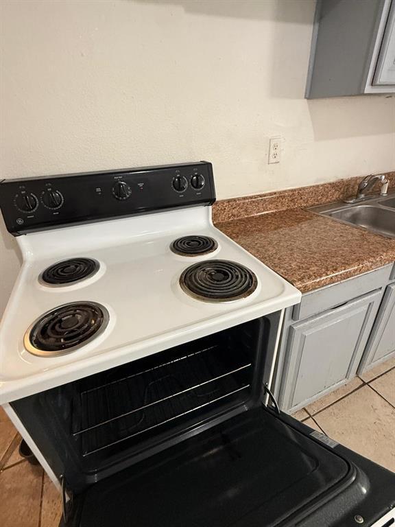 Building Photo - 4115 Columbia St