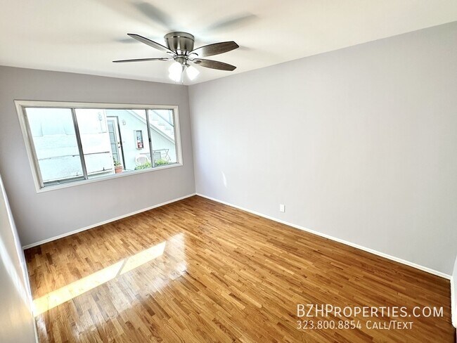 Building Photo - 5307 Vantage Ave