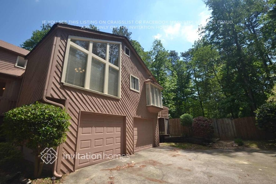 Building Photo - 2648 Spencers Trace NE