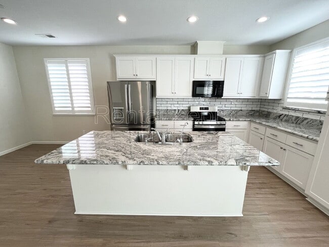 Building Photo - 614 Andrea Dr