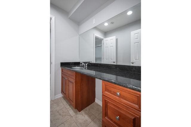 Building Photo - 151 Lake Pointe Ct