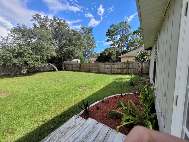 Building Photo - Charming 3-Bedroom Home with Upgrades and ...