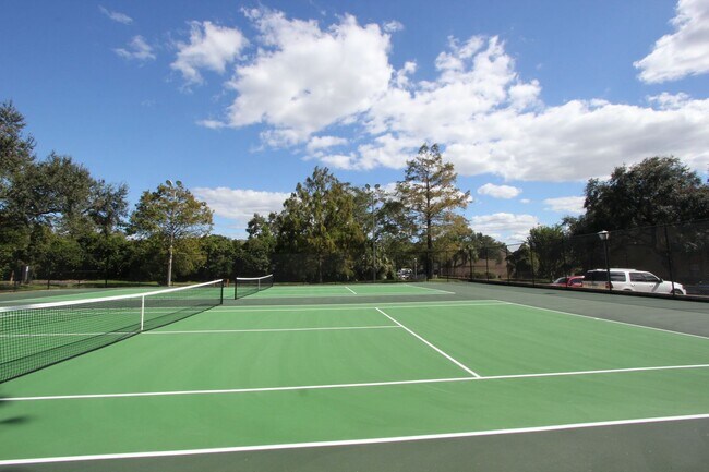 Building Photo - Lovely 1/1 Corner Unit in GATED ~ LAKEFRONT community in Altamonte Springs!