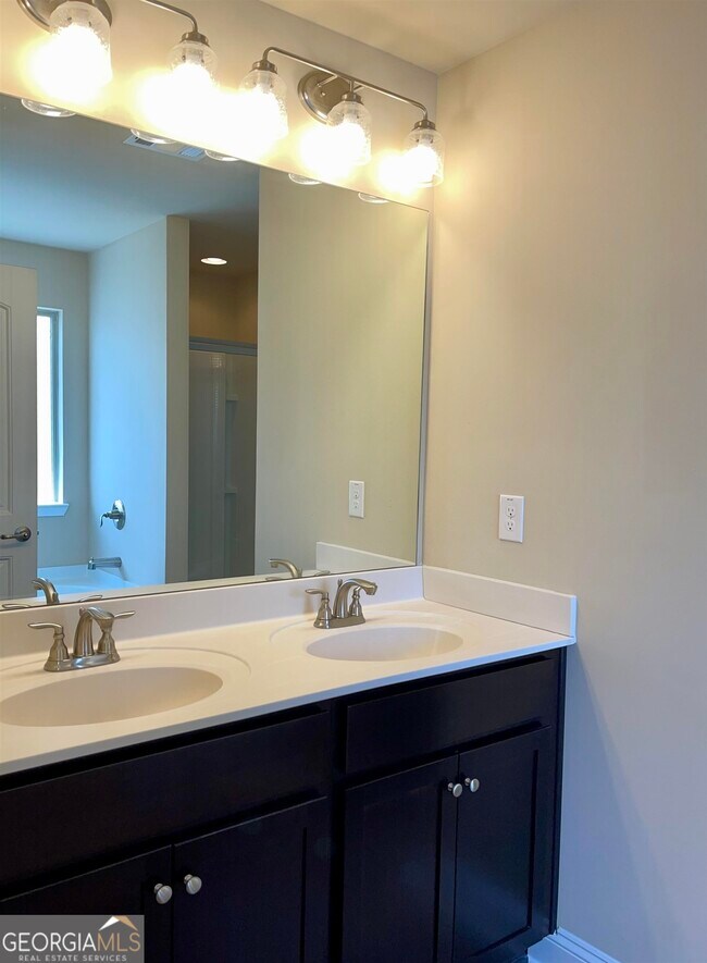 Building Photo - 2651 Lovejoy Crossing Ln