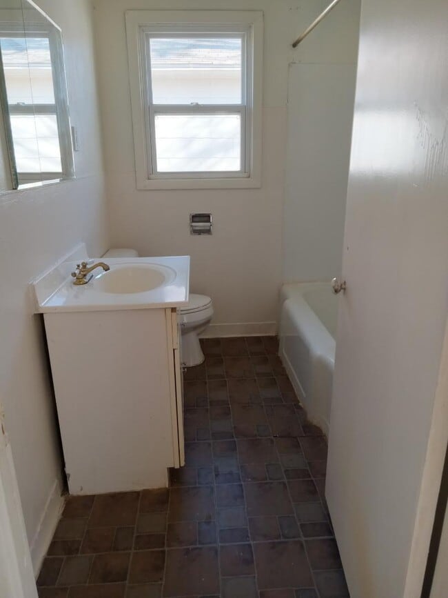 Building Photo - 1220 19th St