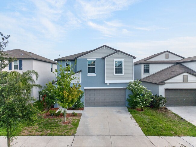 Building Photo - 4BR For Rent - Riverview