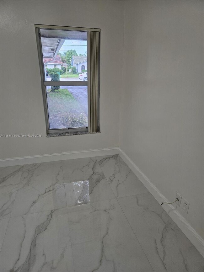 Building Photo - 3800 NW 110th Ave