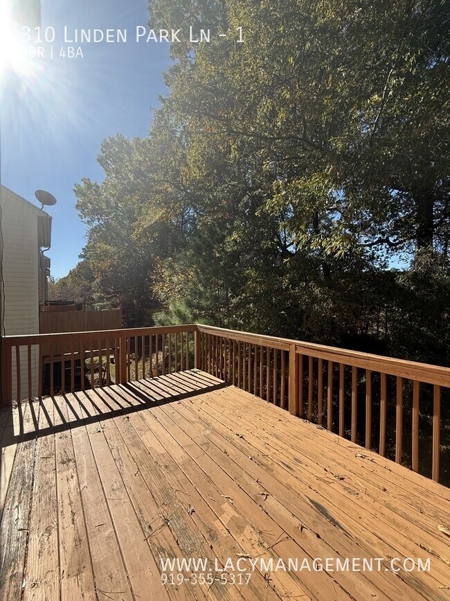 Building Photo - 310 Linden Park Ln