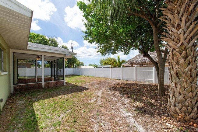 Building Photo - 1040 Britton St