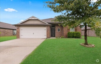 Building Photo - 1148 E 146 Ct S