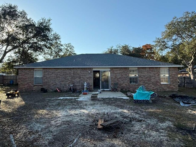 Building Photo - 2722 Shalimar Dr