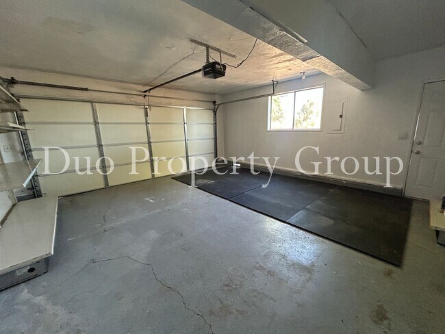 Building Photo - 2035 Harvard Dr