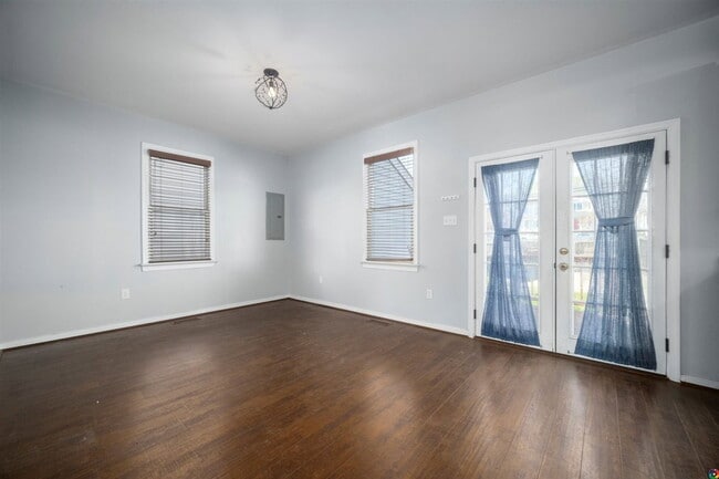 Building Photo - 931 W Leigh St