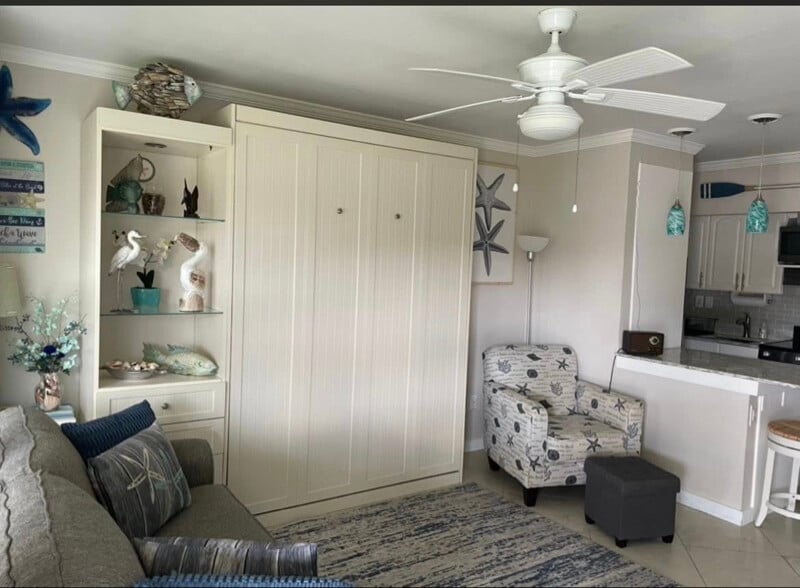 Building Photo - 240 N Collier Blvd