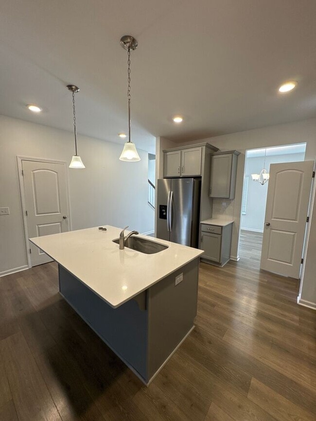 Building Photo - 4BD/2.5 House in the Stonebridge Fairways Community - AVAILABLE MAY 2026