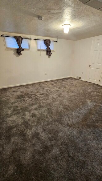 Basement - 118 Forrester St SW