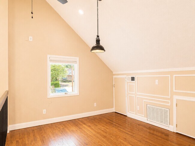 Building Photo - 20543 Appaloosa Trail