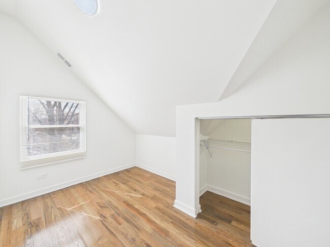 Building Photo - 398 W Lincoln Hwy