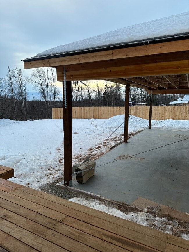 Building Photo - Sign new lease for February and save 1/2 a...