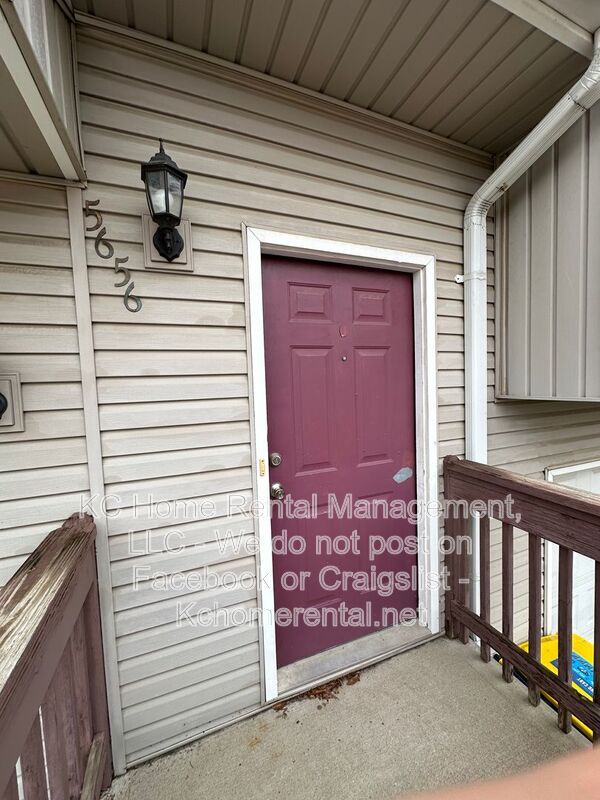 Building Photo - 5656 N Anita Ave