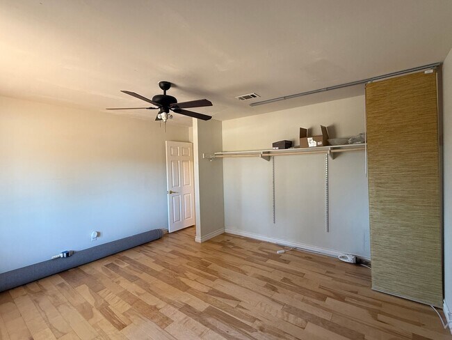 Building Photo - Beautiful 3BD/3BA Townhome in Carlsbad