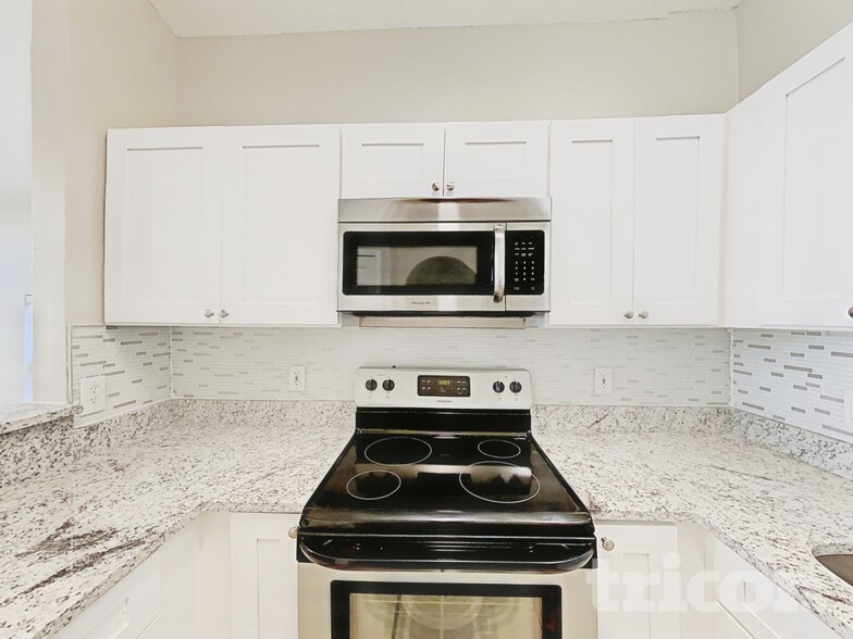 Building Photo - 12617 Parkbury Dr