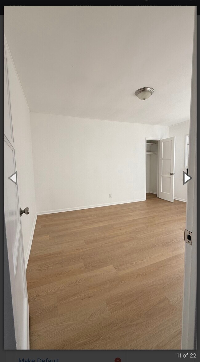 Building Photo - 200 S Sycamore Ave