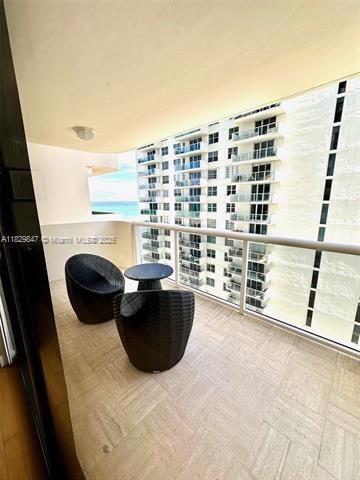 Building Photo - 5757 Collins Ave