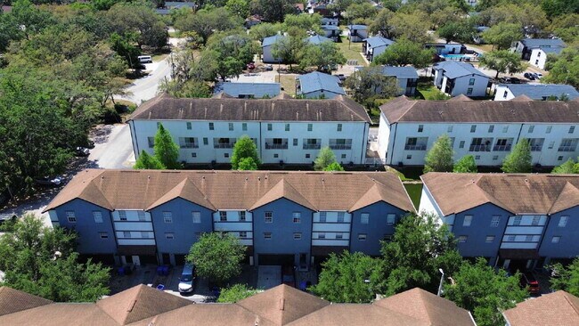 Building Photo - 6066 Gibson Ave