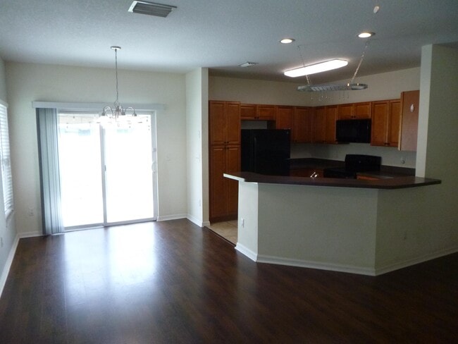 Building Photo - 36826 Annika Way