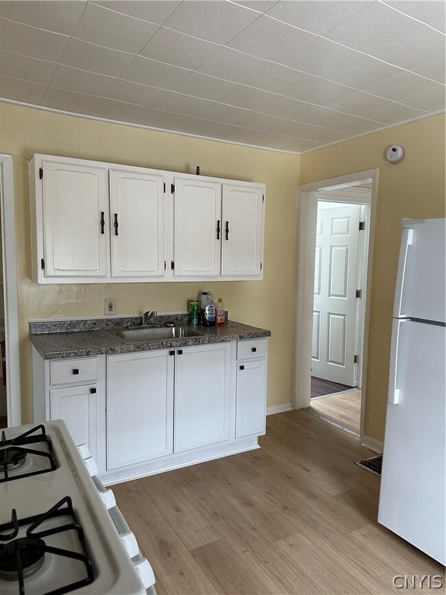 Building Photo - 705 N James St