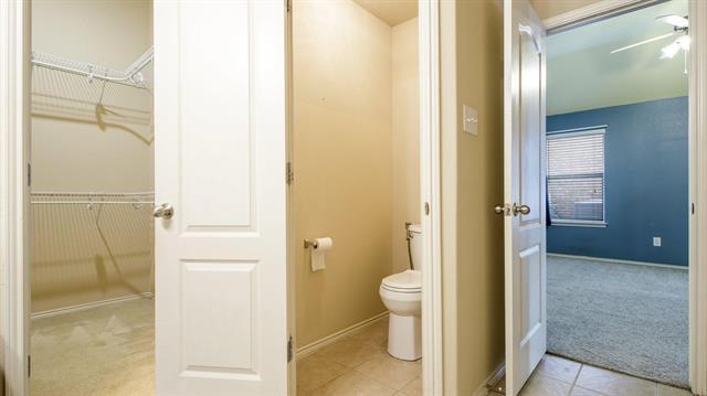 Building Photo - 5209 Bear Valley Dr