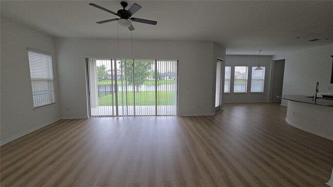 Building Photo - 11839 Cross Vine Dr