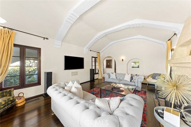 Building Photo - 6160 S San Vicente Blvd