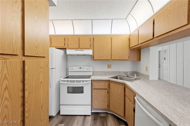 Building Photo - 9970 Sailview Ct