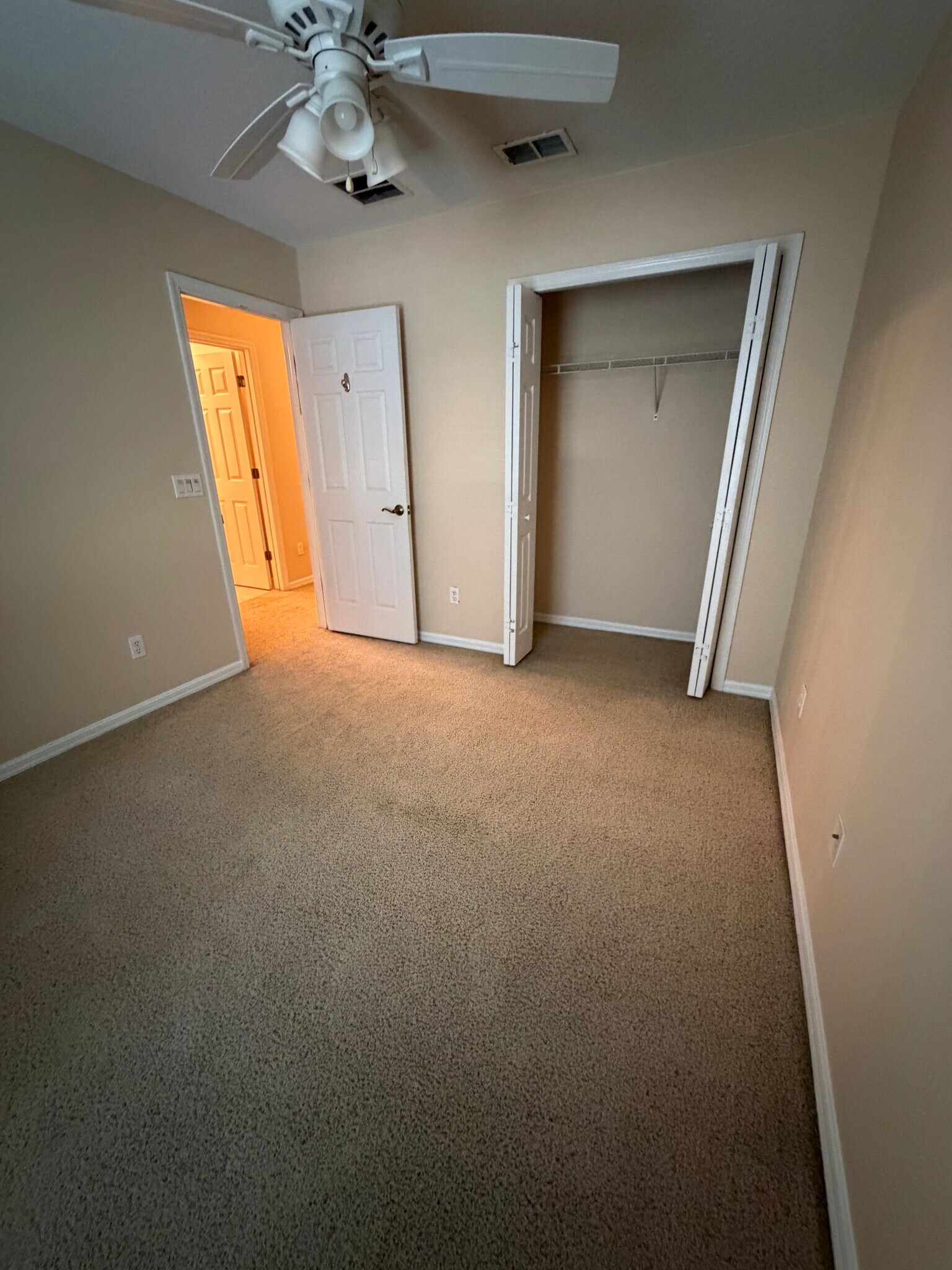 Building Photo - 3663 Caruso Pl