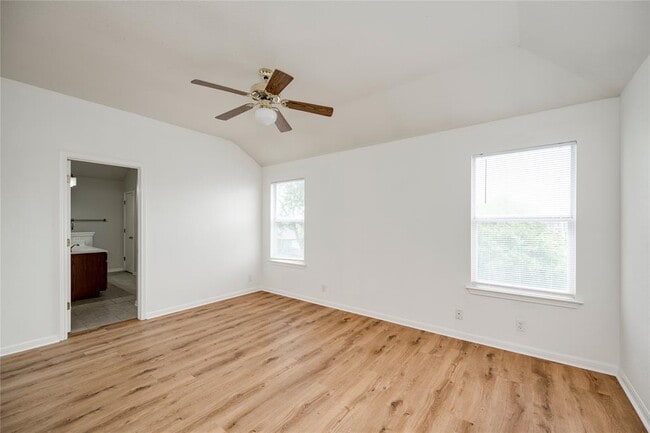 Building Photo - 348 Spillway Dr