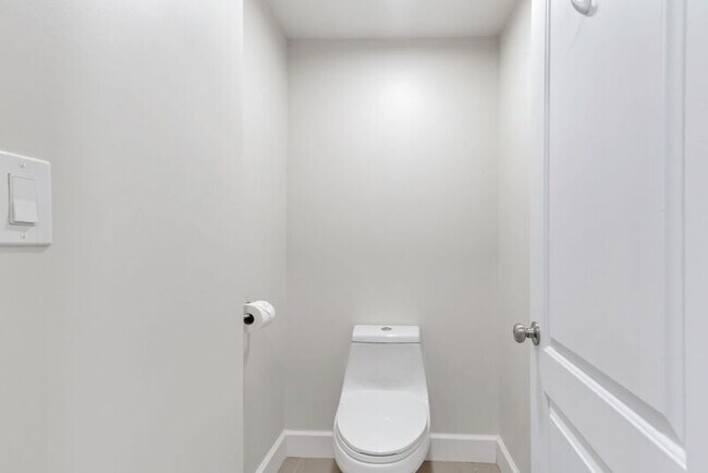 Building Photo - 6260 W 61st Ave